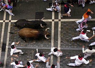 Los toros de Cebada-Gago ofrecen un segundo encierro rápido y limpio