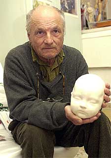  El día y la noche , de Antonio López, representará dos cabezas de una misma niña, una despierta y otra dormida.