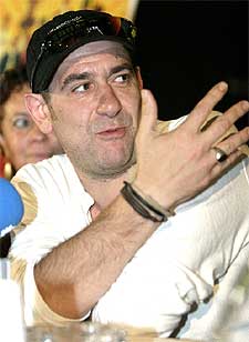 El director y actor de  Torapia , Karra Elejalde, durante la presentación del filme.