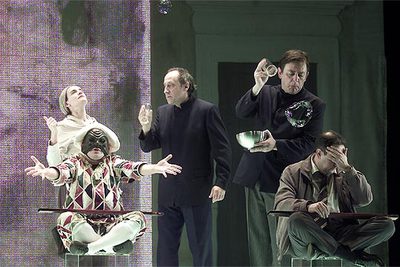 Ensayo general de  El retablo de las maravillas , en la que Boadella presenta su particular visión de la pieza de Cervantes.