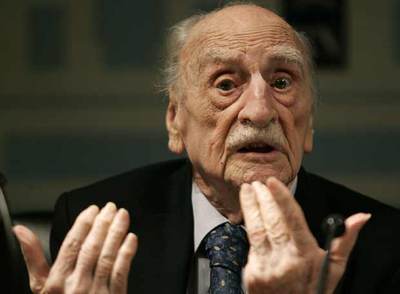 Francisco Ayala reúne toda su obra en una colección