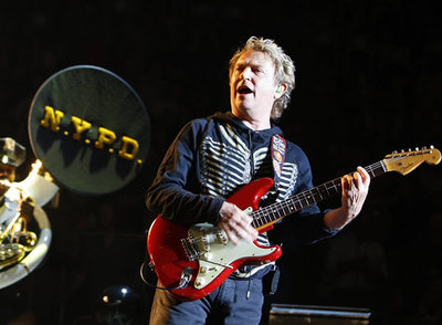 Andy Summers en el último concierto de The Police en el Madison Square Garden de Nueva York el 7 de agosto de 2008