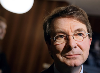 El Teatro Real ficha a Gérard Mortier