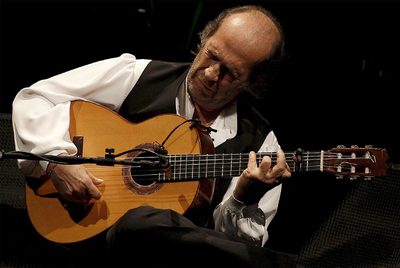 Paco de Lucía, durante su actuación en el Teatro Real.