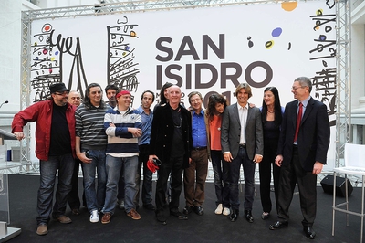 Carlos Baute y otros participantes en las fiestas de San Isidro acompañan a Ruiz Gallardón en la presentación de la programación.