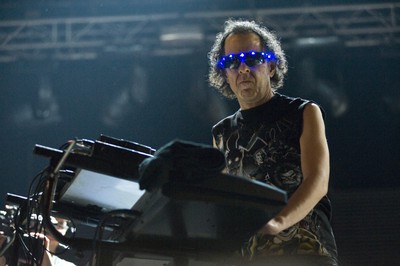 Martin Rev de Suicide en la actuación de anoche en la segunda jornada del Primavera Sound.