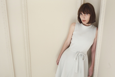 La escritora madrileña Silvia Grijalba hoy en la sede de la editorial Planeta.