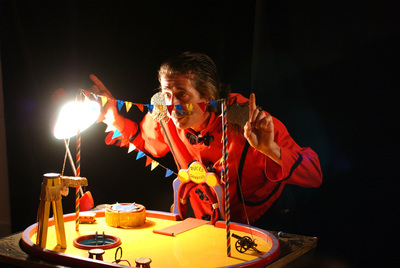 Espectáculo de  El circo de las pulgas .