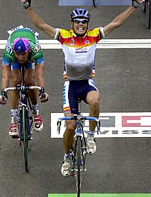 Óscar Freire gana su segundo mundial de fondo en carretera