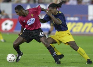 El Valencia empata con el Málaga en el último suspiro (2-2)