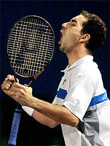 Costa celebra su victoria frente a Safin.