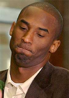 Bryant, a su llegada la semana pasada a una sesión preliminar al juzgado.