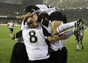 El Valencia ganó al Mallorca (5-1) el domingo y está a un punto del Real Madrid.