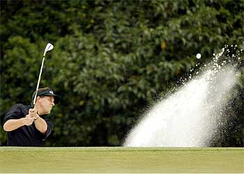 Mickelson ha acabado con un golpe de ventaja por delante de Ernie Els.