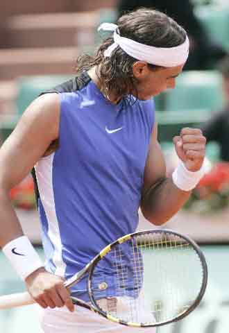 Nadal celebra en la pista el triunfo sobre Kevin Kim.
