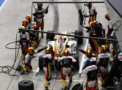 Alonso: "Nuestro objetivo es acabar en los puntos"