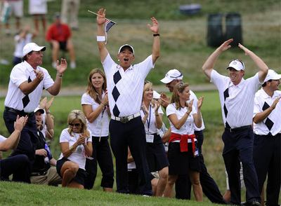 Mickelson, Lee y Mahan celebran la victoria de Estados Unidos