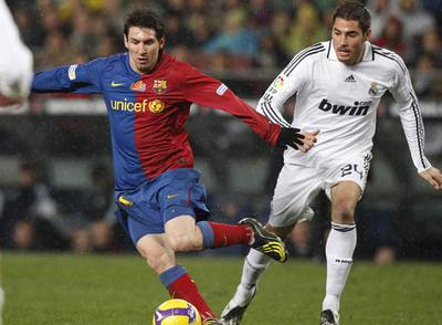 Messi, durante el último Barcelona - Real Madrid.