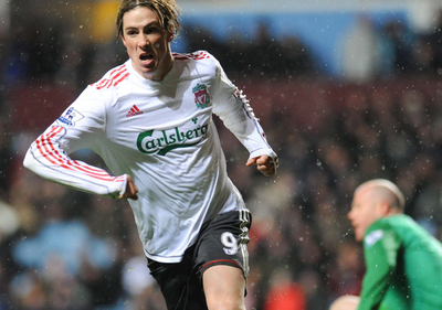 El delantero español, durante un encuentro con el Liverpool