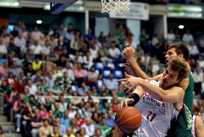 Tiago Splitter, del Caja Laboral, designado jugador más valorado del año