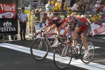 Paulinho vence a Kiryenka en la línea de meta