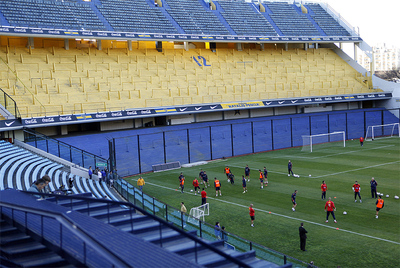 FOTOGALERIA: Gradas verticales y una jaula para la '12'
