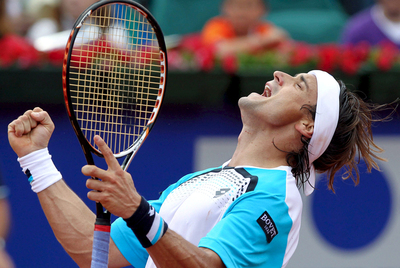 Ferrer celebra su victoria ante Almagro.