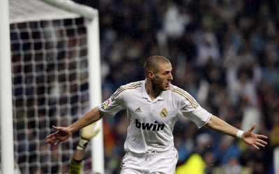 FOTOGALERIA: Benzema no pierde el tiempo