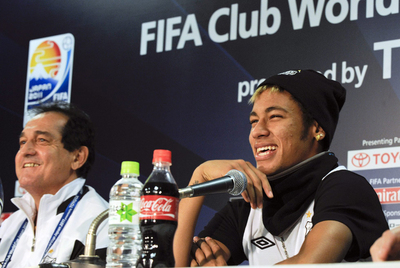 Neymar, jugador del Santos, antes de la final del Mundial de Clubes.