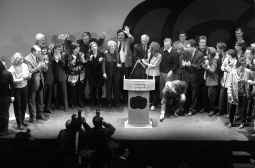 Borrell se implicará a fondo en la campaña tras el pacto con IU