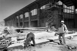 El centro de La Maquinista abrirá en mayo con todos los comercios ya ocupados
