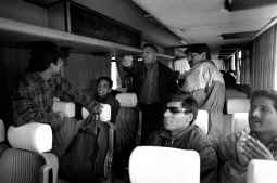 La policía intercepta a otros 134 extranjeros sin papeles procedentes de Francia