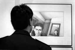 'Kafka y Cía.', un paseo a lápiz por la cultura del siglo XX