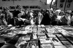 Compasión para los escritores
JAVIER CERCAS