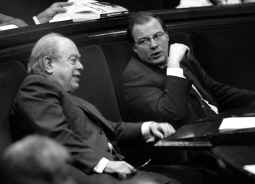 El Parlament nombrará al Consejo Audiovisual, pero a su presidente lo designará el Gobierno