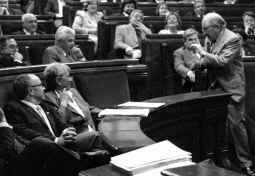 Alberto Fernández exige a Pujol que concrete fórmulas de colaboración con el PP catalán
