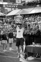 Safin cambia su dinámica
Marat cierra el paso a Ferrero y se convierte en el primer ruso que gana el torneo barcelonés