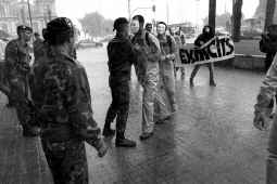 Las JERC protestan ante el Gobierno Militar contra el desfile del Ejército