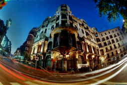 Vecinos de Gràcia piden que la ciudad compre la sede de Enher