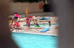 Un niño irlandés muere ahogado en la piscina de un aparthotel en Salou