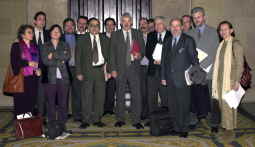 El PSC admite que superó el límite legal de gasto electoral y pide transparencia a todos