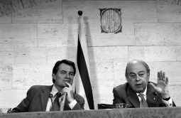 Pujol desestima la propuesta de Maragall de aprobar una ley electoral y la considera "infantil"