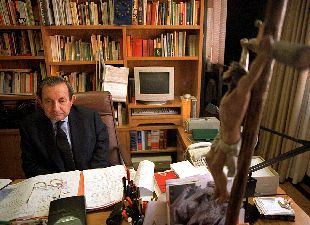 José María Martín Patiño, en su despacho de la Fundación Encuentro.