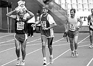 Un aspecto del Maratón de Sevilla celebrado ayer.