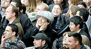 La primera  mascletà  de las Fallas 2001.