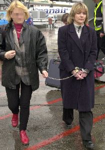 La etarra Carmen Gisasola,  Lourdes , a su llegada ayer a España.