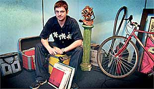 César Sala,    Chop Suey. 