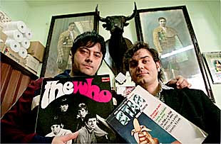 Fernando Muñiz (izquierda) y Javier Pérez Andújar, creadores de   Flandis Mandis.  