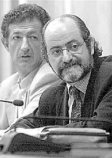 Los dos ediles críticos de Sestao.