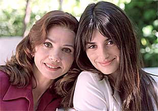 Penélope Cruz y Victoria Abril se verán las caras en  Sin noticias de Dios , la próxima película de Agustín Díaz-Yanes.